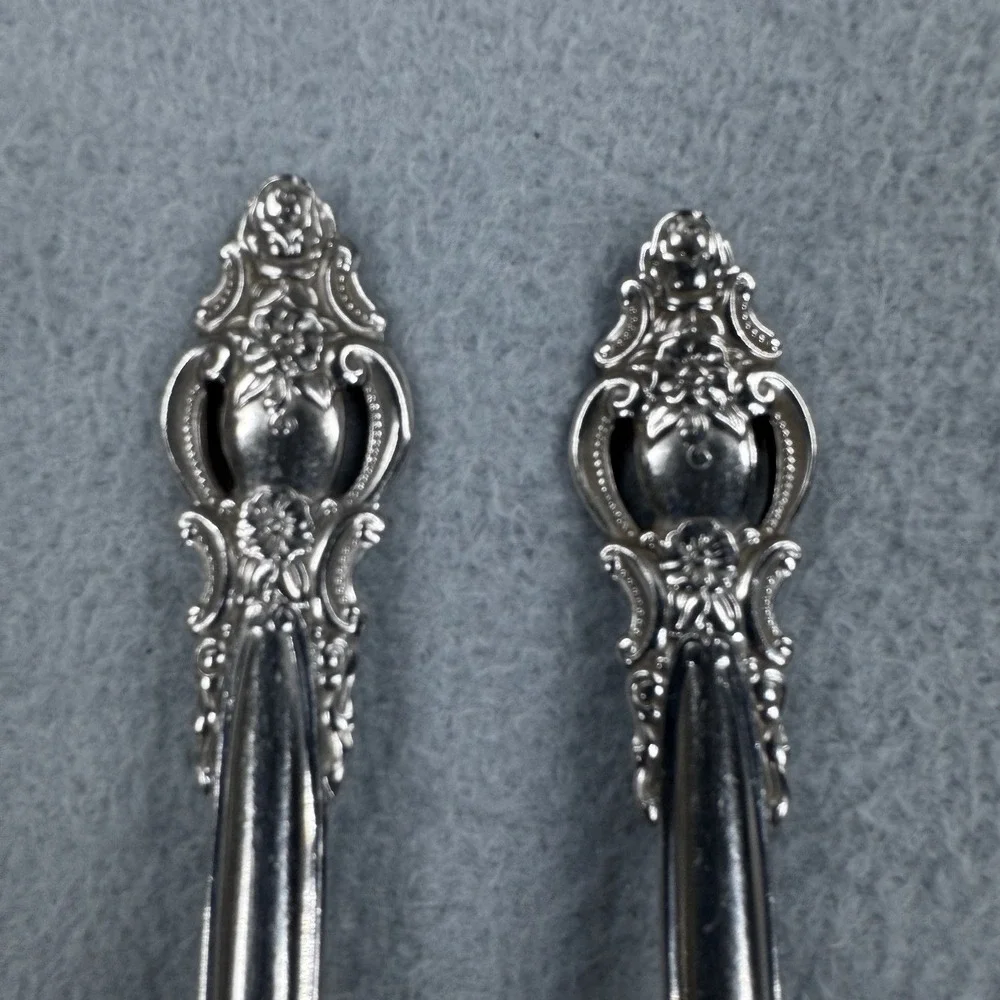 International Silver Lyon Frontenac Stainless Set of 2 Dinner Forks. Fine Dining